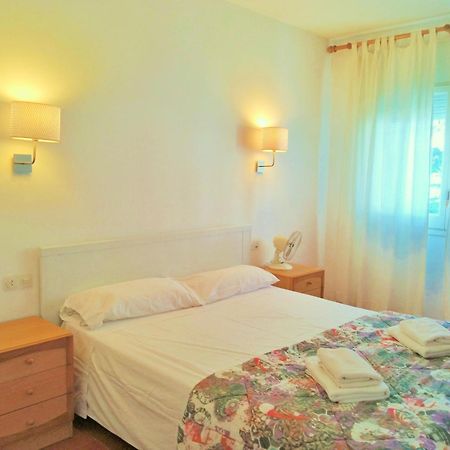 Apartamento Alessia Garden โยเรตเดมาร์ ภายนอก รูปภาพ
