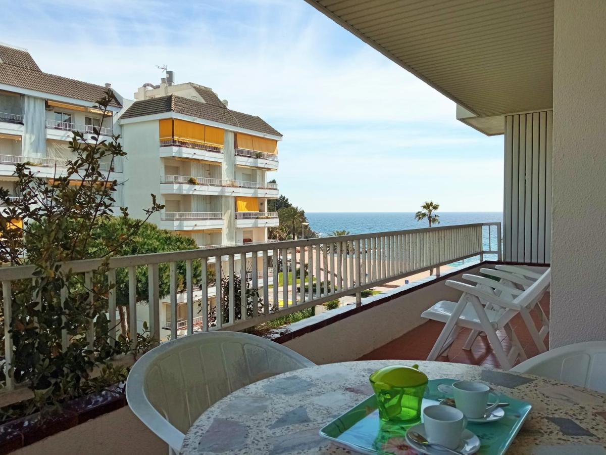 Apartamento Alessia Garden โยเรตเดมาร์ ภายนอก รูปภาพ