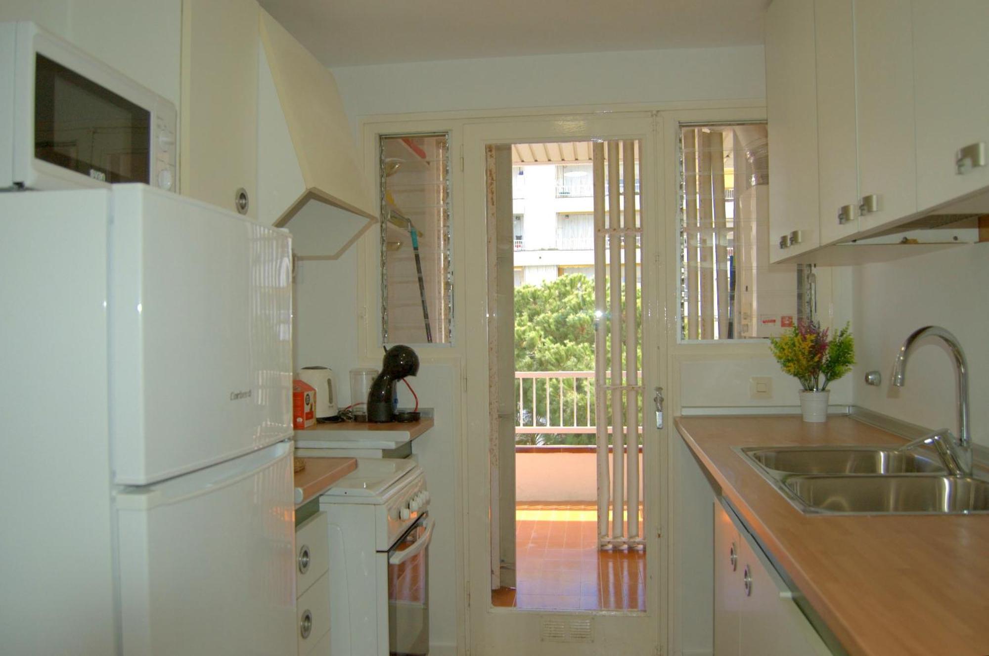 Apartamento Alessia Garden โยเรตเดมาร์ ภายนอก รูปภาพ